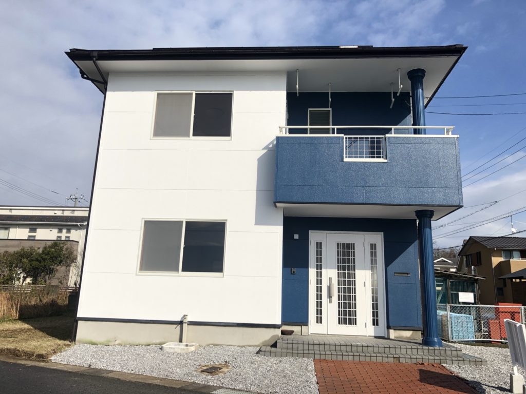屋根3面に太陽光パネルが付いています!自家発電で省エネ!売電収入もあります♪(外観) 屋根3面に太陽光パネルが付いています!自家発電で省エネ!売電収入もあります♪(外観)