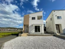 【新築】 2022/04 売主 ◆江津（浜坂小学校区）◆4LDKの角地◆1階に和室有り！◆駐車場4台可能
